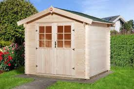 Es besteht aus einer betonplatte von geringer stärke und fundamentstreifen, die direkt unter den wänden der gartenhütte verlaufen und. Gartenhaus Aus Holz Finde Dein Passendes Holzhaus Otto