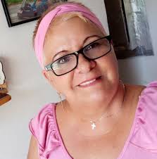 Motivada por mi amigo Owen Van Beaumont, abajo les dejo el link para que  entiendan de qué va🤪, ¿Cómo fregar en dignidad?