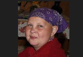 Elizabeth Schmitt's Instagram, Twitter & Facebook