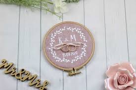 Stickrahmen Als Alternatives Ringkissen Zur Hochzeit
