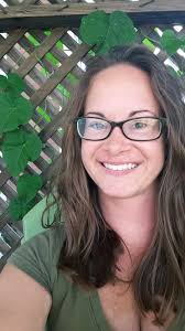 Tara Reitz's Instagram, Twitter & Facebook