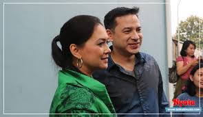 Seperti diketahui, ari wibowo dulunya menganut agama islam seperti sang ayah. Seperti Apa Anak Anak Ira Dan Ari Wibowo Sikapi Beda Keyakinan