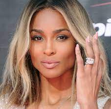 The Biggest Wedding Ring In The World Celebrity Engagement Rings Big Wedding Rings Engagement Celebration
