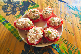 Recette De Tomates Farcies Au Thon Cuisine Blog Recette En 2020 Recette Tomates Farcies Tomate Farcie Au Thon Recette