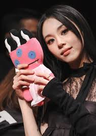 240302 CHAEYOUNG at Fansign Event Cr. @gru0519 https://twitter.com/gru0519  #TWICE #트와이스 #CHAEYOUNG #채영 #แชยอง