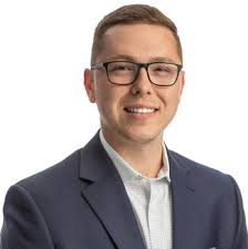 Real Estate Agents in 19720