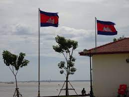 Sekiranya anda mempunyai masa yang panjang, sebahagian lokasi menarik boleh dilawati dengan berjalan kaki sahaja. Cambodia Tempat Dan Aktiviti Menarik Di Phnom Penh Aryl Je Travel Livestyle Photography