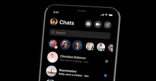 Seamlessly sync whatsapp chats to any pc. Facebook Instagram Messenger A Whatsapp Maji Vypadek Letem Svetem Applem Apple Magazin