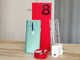 OnePlus 8 Pro im Vergleich ...