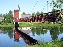 Dalälven är en älv i mellansverige som bildas av mötet mellan västerdalälven och österdalälven i djurås i dalarna och rinner ut i bottenhavet vid skutskär. Dalalven Wikipedia