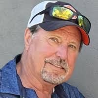 Anne Tondre's Instagram, Twitter & Facebook