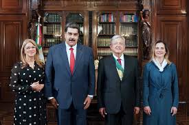 Luego de haberse sus cuestionados dichos sobre el origen del pueblo brasileño y mexicano, el presidente alberto fernández acudió a las redes para pedir disculpas a quienes se hayan sentido ofendido o. Amlo Y Alberto Fernandez La Esperanza Antineoliberal De Maduro Tiempo Argentino Tiempo Argentino