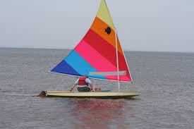 These iconic and colorful sailboats have been around for over 60 years putting wet smiles on both young and old alike. Small Boat Restoration Sunfish Sailboat Hull Spars And Line Specifications