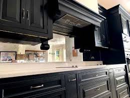 If you're searching for new ways to beautify your kitchen, bathroom or any other wall of your home, then it's certainly one to look at! Kitchen Glass Splashbacks Creoglass Design