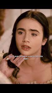 Bella Howe's Instagram, Twitter & Facebook