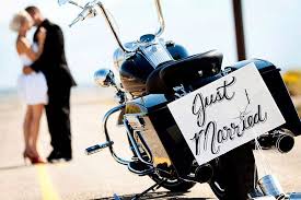 1 Motorrad Hochzeitsfotografie Motorrad Hochzeit Fotoshooting Hochzeit Hochzeitsfotos Halt Hochzeitsfoto Motorrad Hochzeitsfotografie Hochzeitsfotografie Ideen