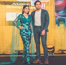 Malam kemuncak abpbh 32 adalah pada hari ahad 22 september 2019. 10 Fesyen Selebriti Yang Wow Di Abpbh 32 Gaya Mana Paling Fans Suka Media Hiburan