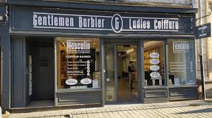 Retrouvez toutes les coordonnées et informations des professionnels dans l'annuaire pagesjaunes. A Arras Gentlemen Barbier Et Ladies Coiffure Un Nouveau Salon De Coiffure Rue Des Balances