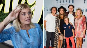 Her birth sign is capricorn and her life path number is 5. Superhunk Came From Pernilla Wahlgren Forced To Drop Him