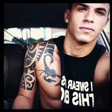 LADIES, LEAVE A COMMENT IF YOU LIKE LATIN MEN AND LATIN LOOKING MEN WITH  TATTOOS. APP COMING SOON FOR ANDROID AND IPHONE. TATTOO TOUR AND LATIN INK  MAGAZINE PRINT ISSUE COMING 2014.