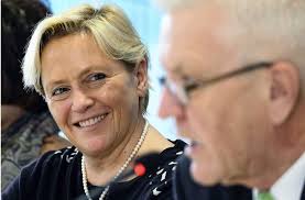 Kultusministerin susanne eisenmann führt die cdu im märz in den wohl wichtigsten landtagswahlkampf für die gesamte partei. Duell Kretschmann Eisenmann Kraftemessen Von Zwei Konservativen Bei Der Landtagswahl 2021 Baden Wurttemberg Stuttgarter Nachrichten