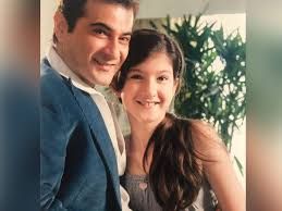 Shanaya Kapoor Is Ready To Make Her Bollywood Debut But Not As An Actor Here S What Get the complete sanjay kapoor movie list. shanaya kapoor is ready to make her