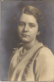 Clara Keller Pictures