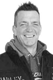 Oliver Gallant's Instagram, Twitter & Facebook