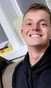 Ethan, 23, left heartbreaking letters to his family before taking his own  life. RIP 💔