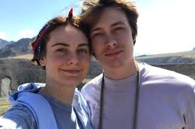 Fundraiser by Lizzie Cater : Help me get home to Australia