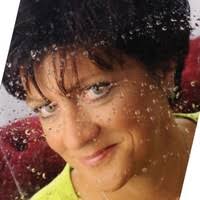 20+ "Sandy Sanger" profiles