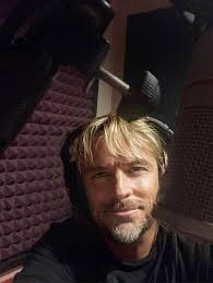 Gary Pratt sparks a New Wave in Country Music with his latest release, 'Red  Barn'