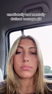 YUP did it the other day 🖤 Have you ever done this? @abbysteinerr #fyp  #foryou #girls #girlproblems #hairdye #crisis #hair #change #teen #teens