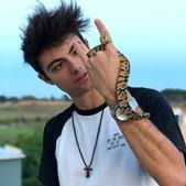 The latest tweets from @winndoh Youtuber Portugues Roubado Nos Estados Unidos Famosos Correio Da Manha