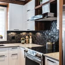 Armoires De Cuisine Bois Merisier Laque Noyer Calico Naturel Quartz Simard Cuisine Et Salle De Ba Kitchen Room Design White Modern Kitchen Modern Kitchen