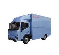 Competitive Price 6m 4.5t Light Dongfeng Luxury Electric Cargo Van Cars Truck