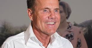 Dieter bohlen was born on february 7, 1954 in berne, lower saxony, germany as dieter günther bohlen. Dieter Bohlen Quite Changed Son Maurice Shows Himself With A New Look World Today News