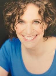 Emily Grayson's Instagram, Twitter & Facebook