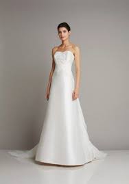 Abiti da sposa nuova collezione 2021. Abiti Da Sposa Semplici Niente Fronzoli Please Abiti Da Sposa Semplici Abiti Da Sposa Abiti Da Sposa Da Sogno