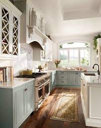 12 Beautiful Simple French Country Kitchen Ideas For Small Space Decor It S Country Kitchen Designs French Country Kitchens Farmhouse Kitchen Design