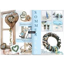 Maritime deko mit muscheln selber machen. Tischdekoration Blau Weiss Fur Den Sommer Mit Grossem Windlicht Muschel
