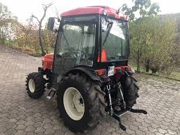 Prodam traktor goldoni 230 30konja 2cil motor lombardini diesel traktor je original malo. Goldoni Ronin 50