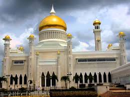 The mosque was built during the reign of sultan omar ali saifuddien's grandfather, sultan mohammad jamalul. Sultan Omar Ali Saifuddin Mosque Bandar Seri Begawan Brunei Youtube