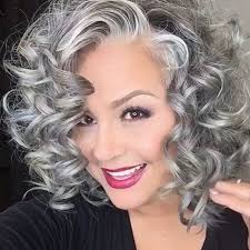 Suzanne Schultz (hecleansiquilt)