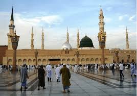 Benarkah ada makam mayat diatas kubah hijau? Kubah Hijau Masjid Nabawi I