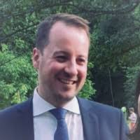 200+ perfiles de «Putman»