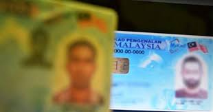 Bohari bin shamsuddin (penolong pengarah kaunseling jpn) dan en. Redparrot Penolong Pengarah Jpn Pulau Pinang Didakwa Jual Mykad