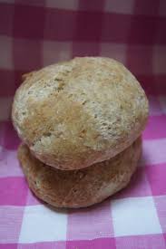 Petits Pains Moelleux Au Yaourt Sans Petrissage A La Farine Complete Et Au Son Tarte Sans Pate Culinaire Alimentation