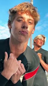 Luke Rowland's Instagram, Twitter & Facebook