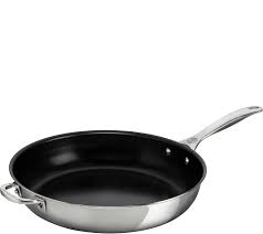 Fry Up Your Favorite Foods In This Le Creuset Deep Frying Pan Page 1 Qvc Com In 2020 Deep Fried Pan Frying Pan
